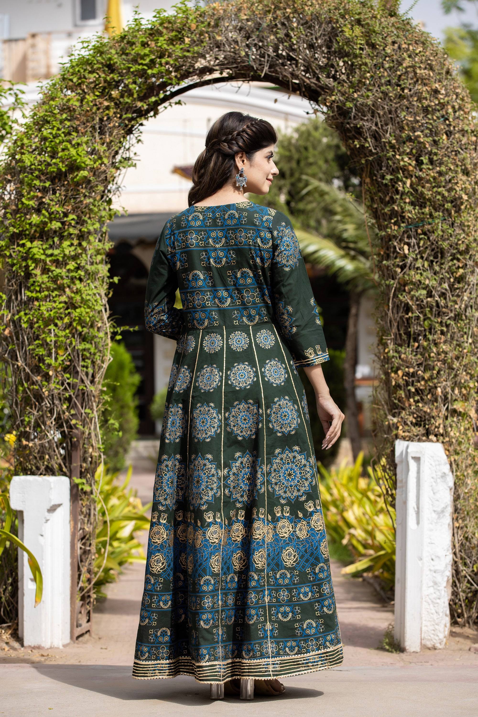 Kaajh Women's Green Gold Printed Ethnic Gown - Distacart