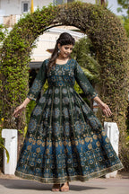 Kaajh Women's Green Gold Printed Ethnic Gown - Distacart