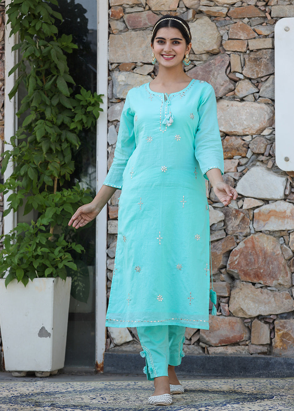 Kaajh Woman's Green Mirror Embellished Cotton Kurta Pant And Dupatta Set - Distacart