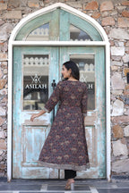 Kaajh Women's Navy Blue Printed Cotton Kurta Pant Set - Distacart