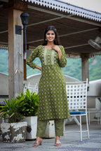 Kaajh Women's Green Printed Kurta Pant Set - Distacart