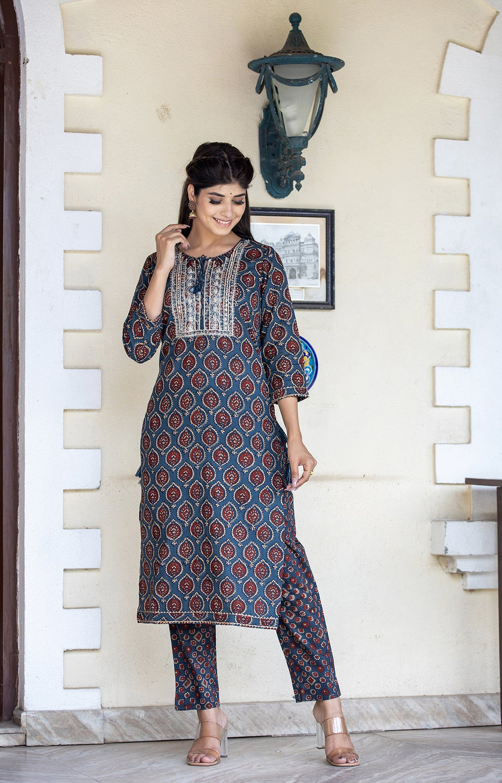 Kaajh Women's Blue Ajrak Print Cotton Kurta Pant Set - Distacart