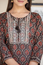 Kaajh Women's Brown Ajrak Print Cotton Kurta Pant Set - Distacart