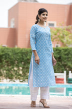 Kaajh Women's Sky Blue Floral Print Cotton Casual Kurta - Distacart