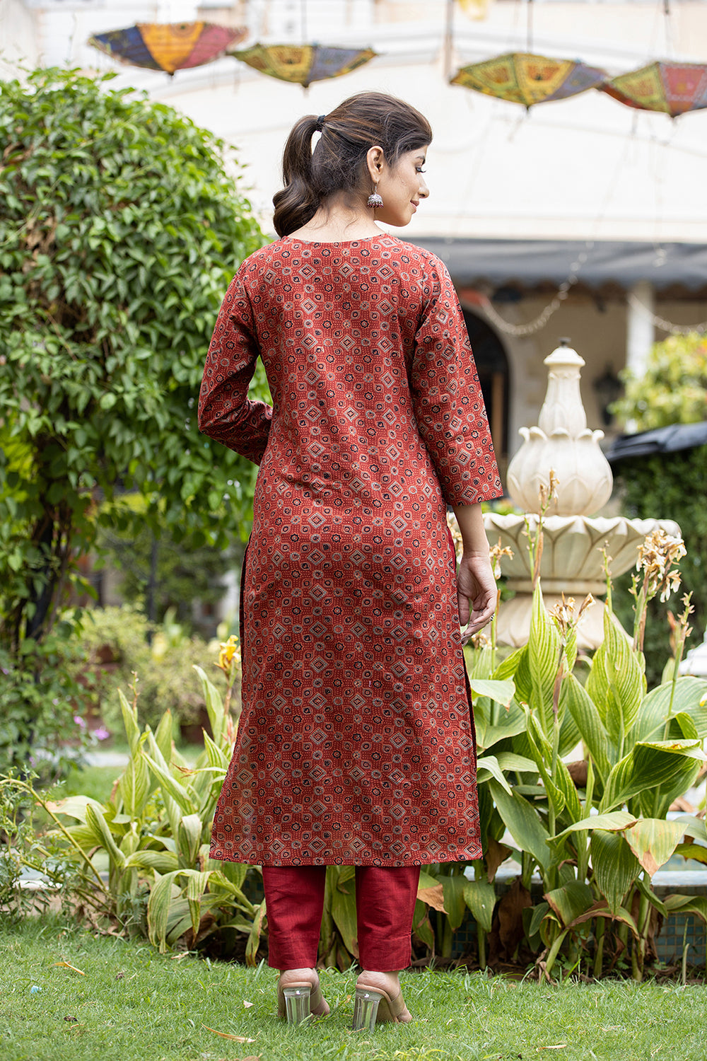 Kaajh Women's Maroon Printed Cotton Kurta Pant Dupatta Set - Distacart