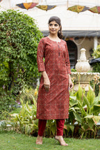 Kaajh Women's Maroon Printed Cotton Kurta Pant Dupatta Set - Distacart