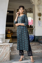 Kaajh Women's Green Embroidered Kurta Pant Set - Distacart
