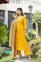 Kaajh Women's Yellow Zari Embroidery Kurta Pant Set With Dupatta - Distacart