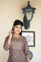 Kaajh Women's Brown Bagru Print Kurta Pant Set - Distacart