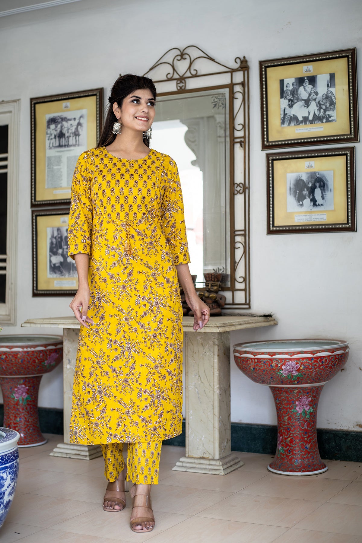 Kaajh Women's Yellow Floral Print Kurta Pant Set - Distacart