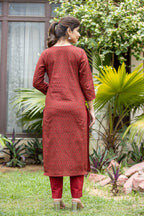 Kaajh Women's Maroon Bootti Printed Cotton Kurta Pant Set - Distacart