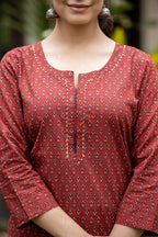 Kaajh Women's Maroon Bootti Printed Cotton Kurta Pant Set - Distacart