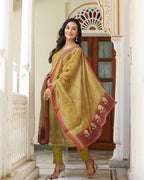 Kaajh Women's Mehndi Green Chanderi Kurta Set With Dupatta And Pant - Distacart