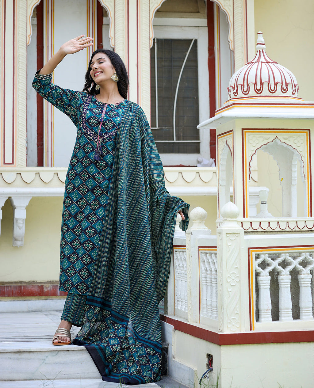 Kaajh Women's Green Ethnic Print Cotton Kurta Set With Pant And Dupatta - Distacart