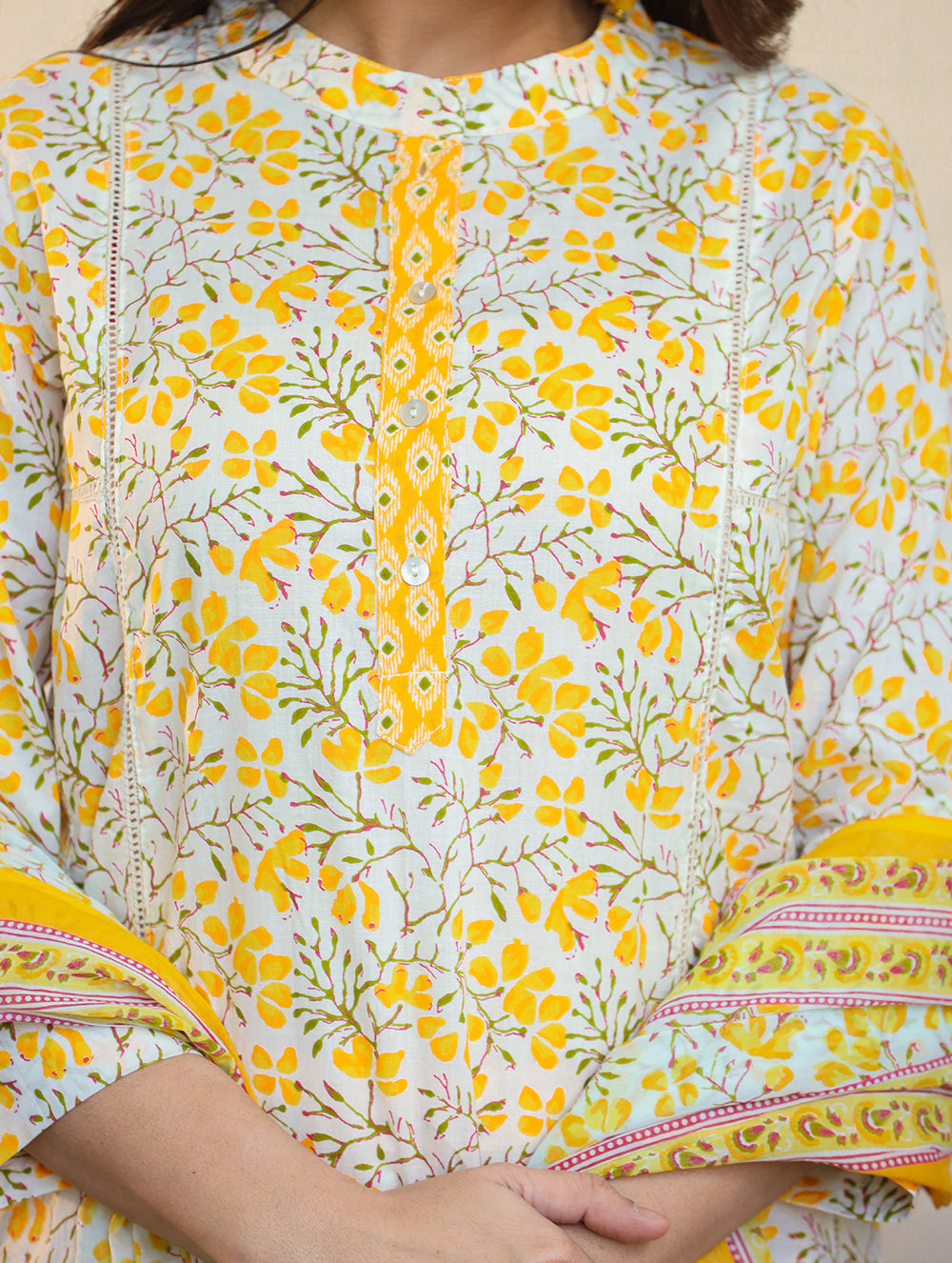 Kaajh Woman's Yellow Ethnic Print Cotton Kurta Pant Set With Dupatta - Distacart
