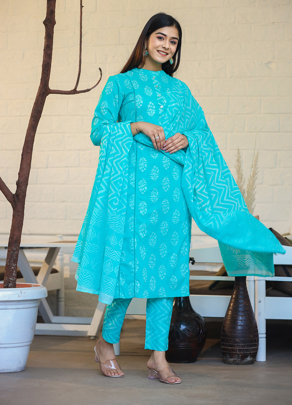 Kaajh Green Floral Printed Kurta Pant Set For Women - Distacart