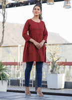 Kaajh Maroon Printed Shirt Style Cotton Tunic - Distacart