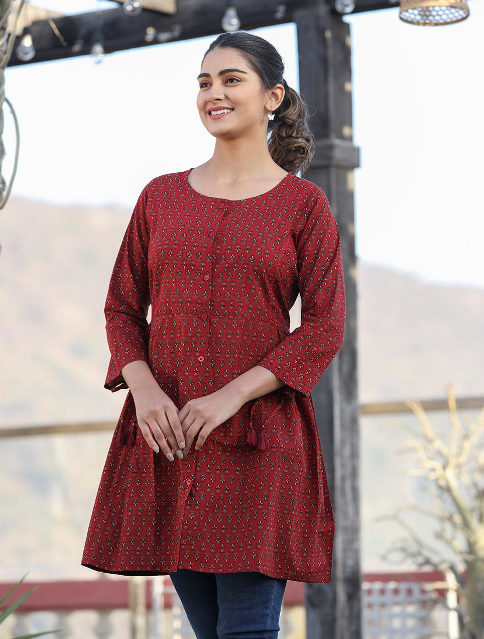 Kaajh Maroon Printed Shirt Style Cotton Tunic - Distacart