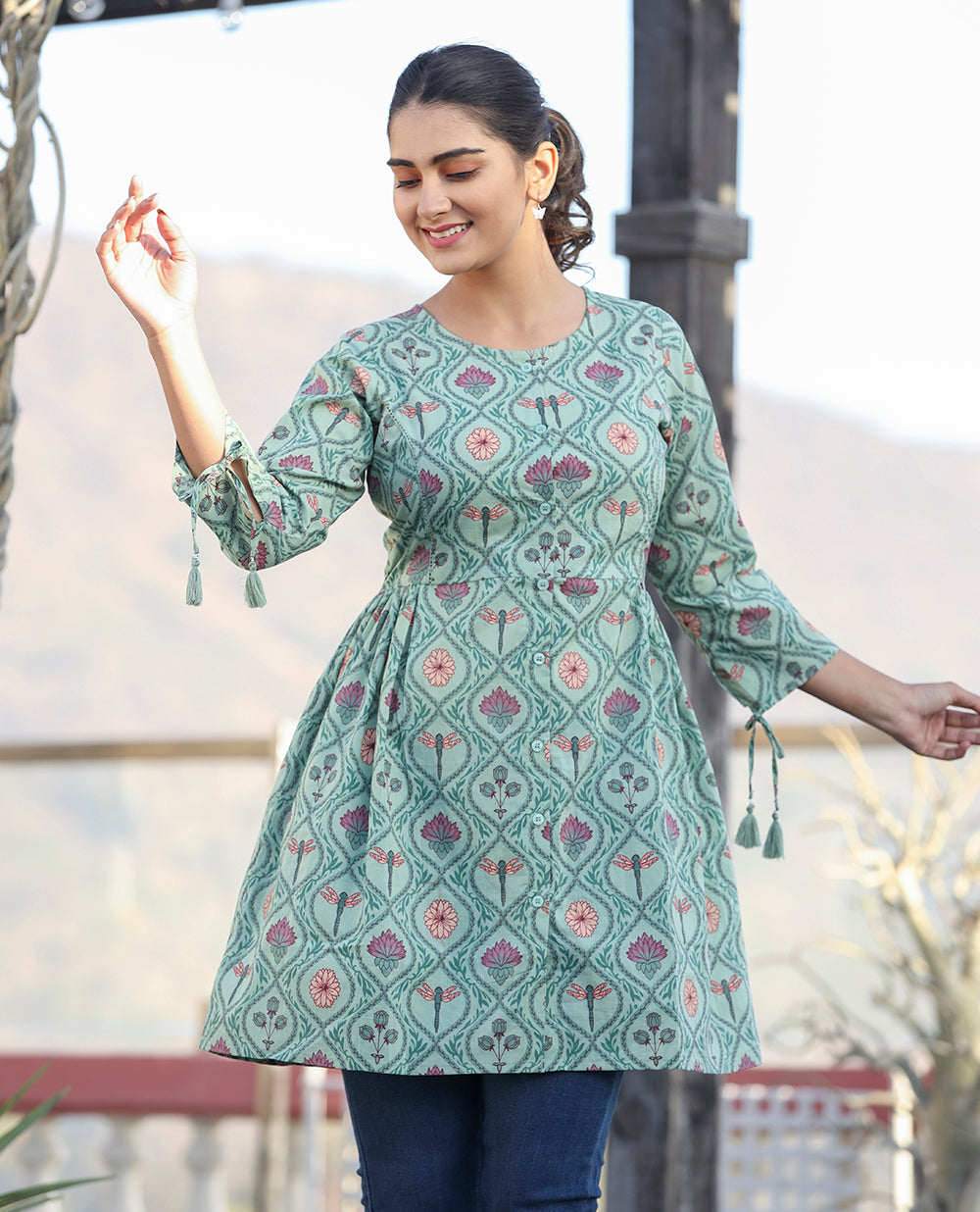 Kaajh Green Motif Printed Shirt Style Cotton Tunic - Distacart