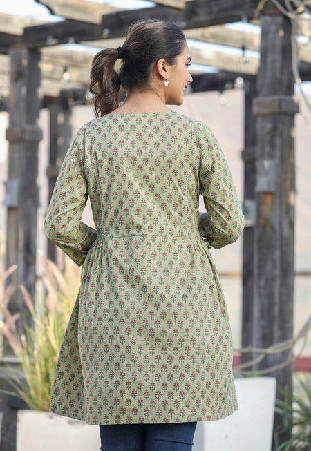 Kaajh Green Printed Cotton Shirt Style Tunic