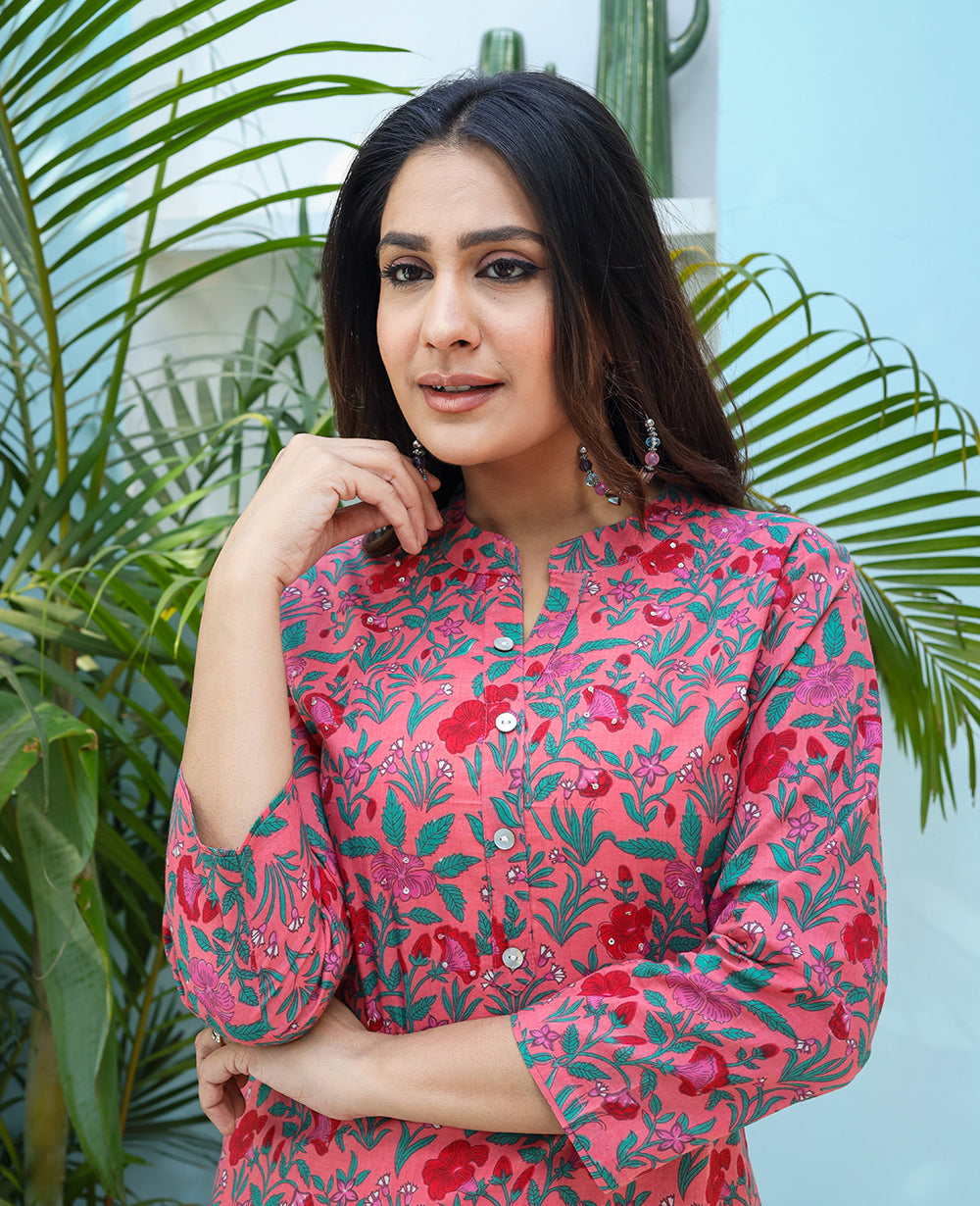 Kaajh Woman's Pink Floral Print Cotton Kurta Pant Set - Distacart