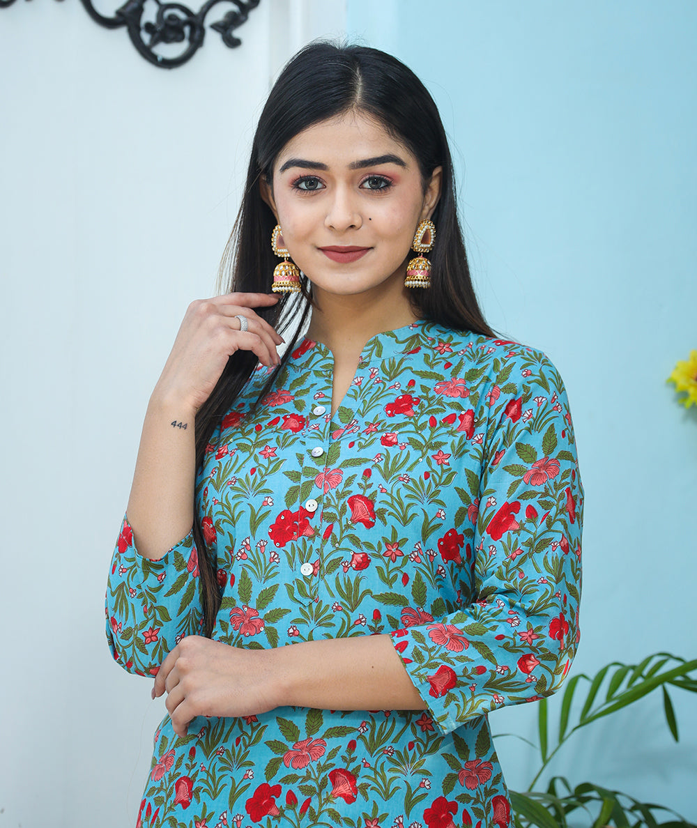 Kaajh Woman's Green Floral Print Cotton Kurta Pant Set - Distacart