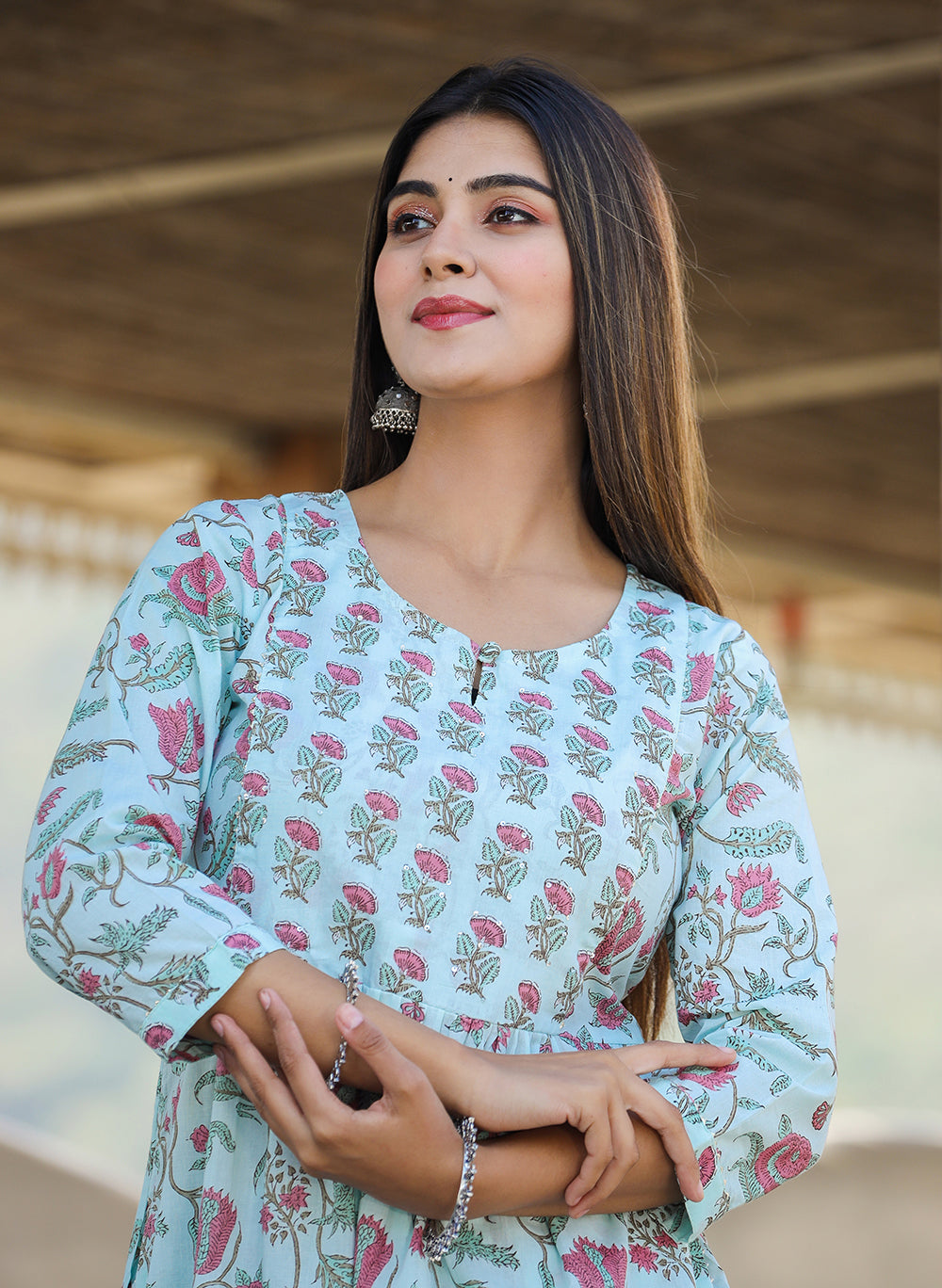 Kaajh Women's Sky Blue Floral Print Side Slit Cotton Kurta Pant Set - Distacart