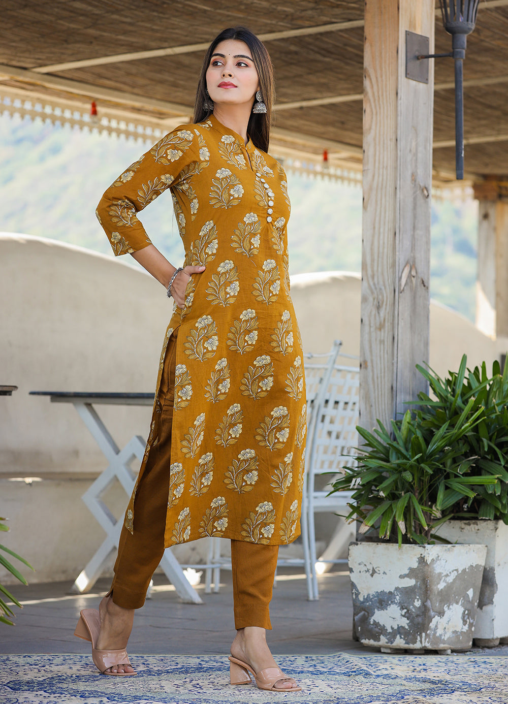 Kaajh Women's Mustard Floral Print Cotton Kurta Pant Set - Distacart
