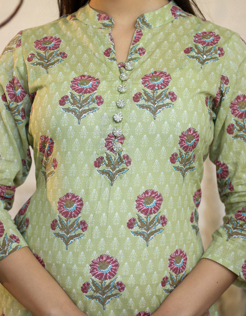 Kaajh Woman's Green Floral Print Cotton Casual Kurta - Distacart