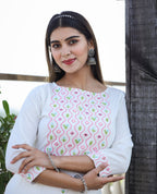 Kaajh Women's White Embroidered Cotton Kurta Pant Set - Distacart