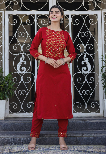 Kaajh Women's Maroon Embroidered Cotton Kurta Pant Set