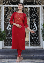Kaajh Women's Maroon Embroidered Cotton Kurta Pant Set - Distacart