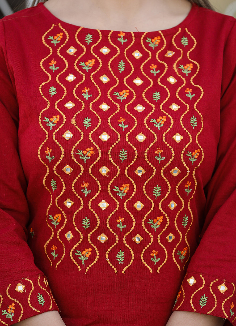 Kaajh Women's Maroon Embroidered Cotton Kurta Pant Set - Distacart