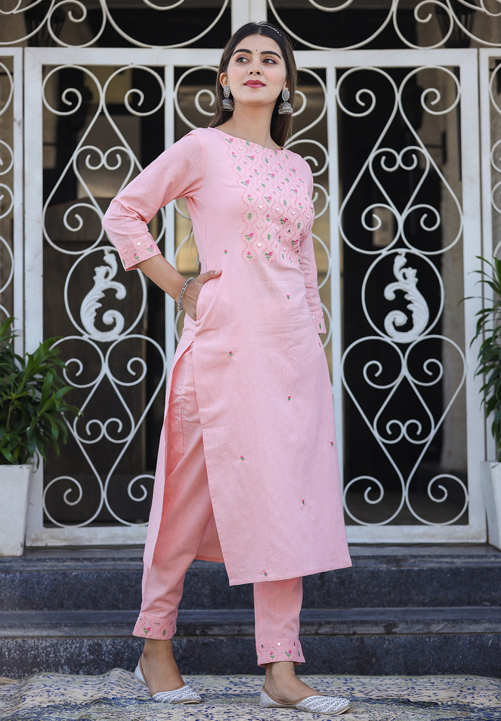 Kaajh Women's Peach Embroidered Cotton Kurta Pant Set - Distacart