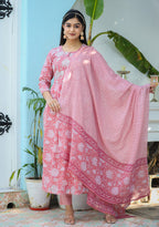 Kaajh Woman's Pink Floral Print Cotton Kurta Pant With Dupatta Set - Distacart