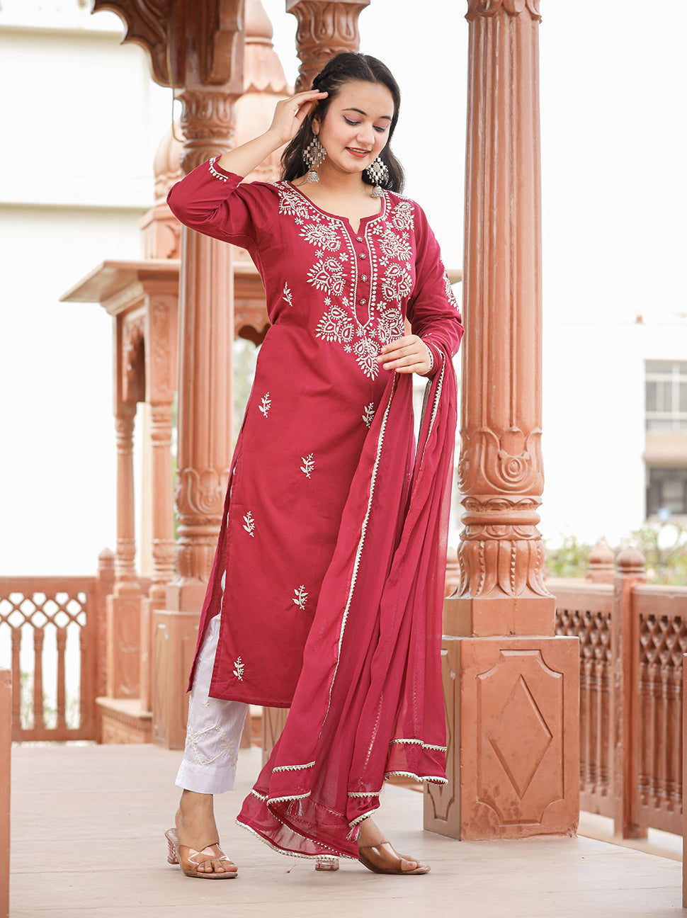 Kaajh Women's Wine Red Lucknow Chikankari Cotton Kurta Set With Dupatta - Distacart