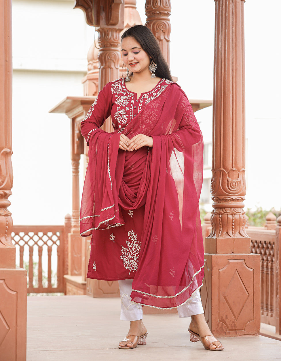 Kaajh Women's Wine Red Lucknow Chikankari Cotton Kurta Set With Dupatta - Distacart