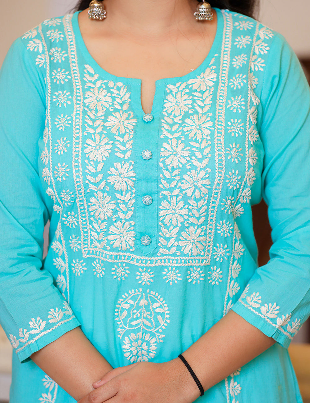 Kaajh Women's Turquoise Hand Embroidered Lucknow Chikankari Kurta Set With Dupatta - Distacart