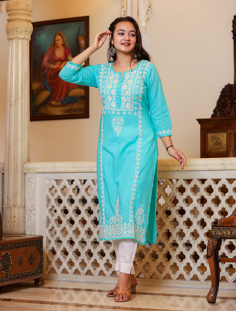 Kaajh Women's Turquoise Hand Embroidered Lucknow Chikankari Kurta Set With Dupatta - Distacart