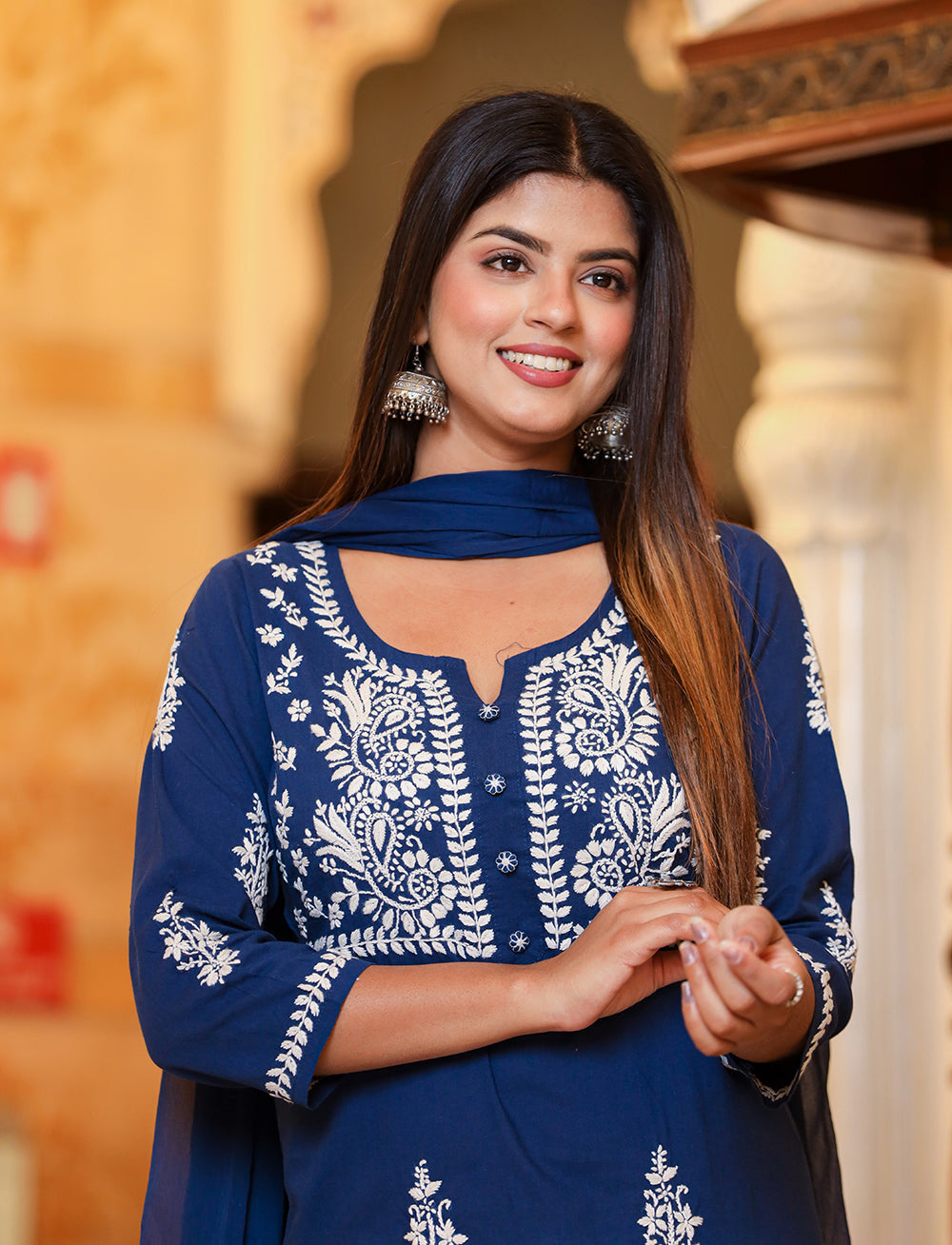 Kaajh Women's Navy Blue Lucknow Chikankari Kurta Pant Set With Dupatta - Distacart