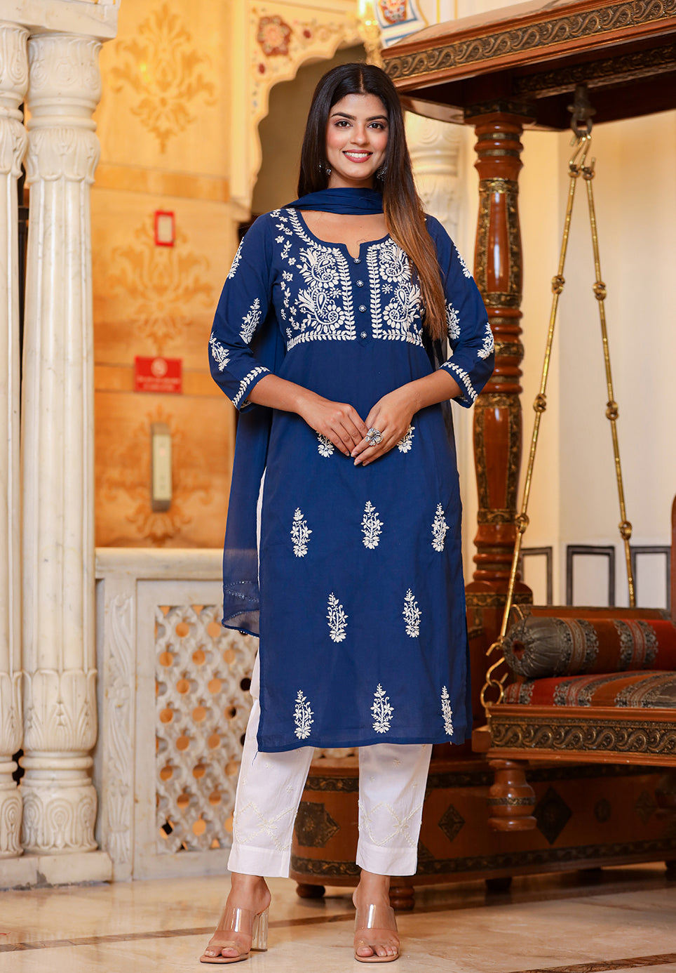 Kaajh Women's Navy Blue Lucknow Chikankari Kurta Pant Set With Dupatta - Distacart