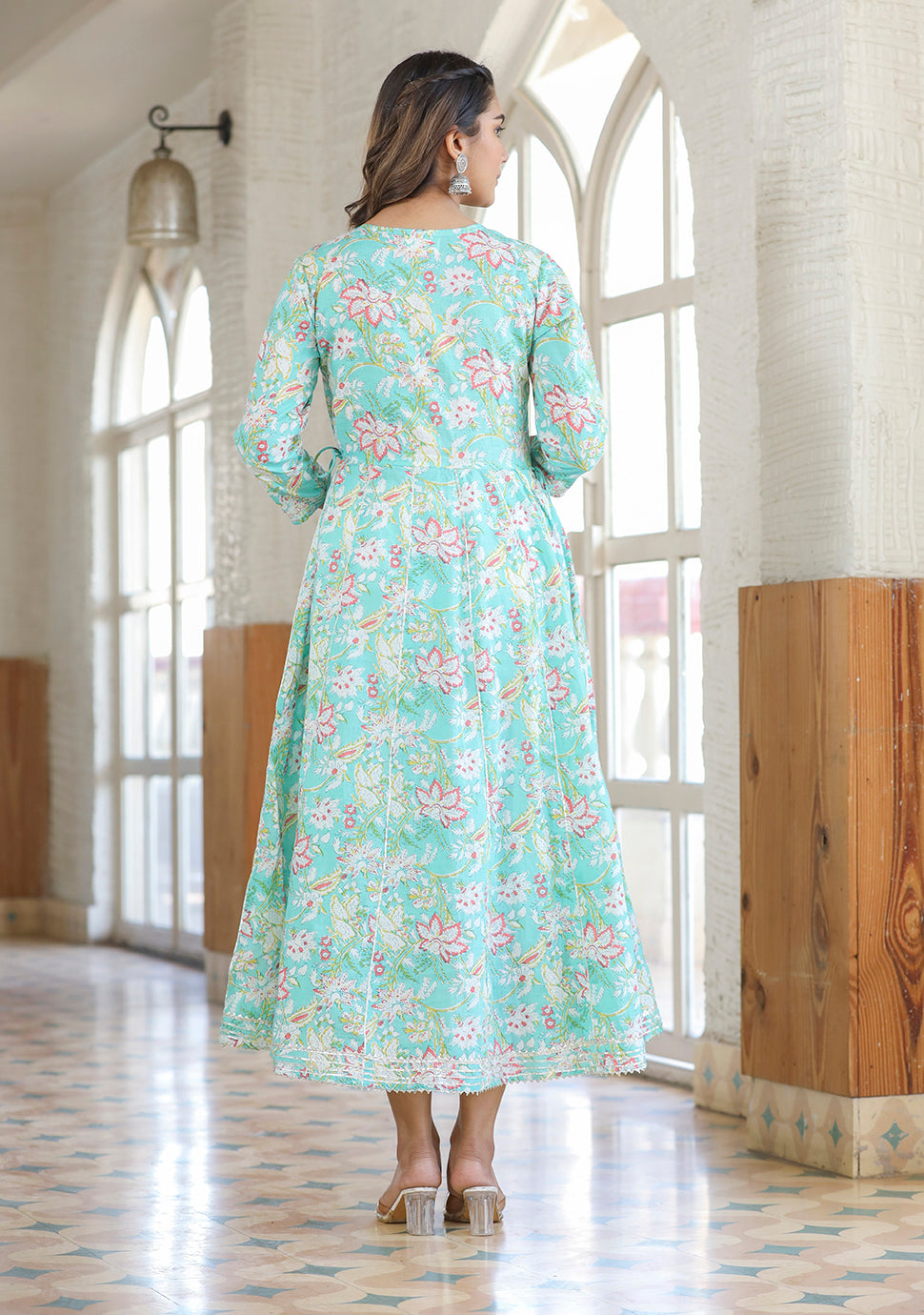 Kaajh Green Embroidered Cotton A-Line Kurta - Distacart