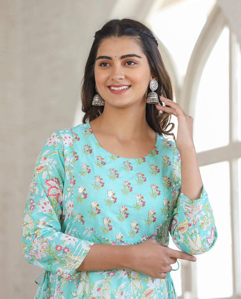 Kaajh Green Embroidered Cotton A-Line Kurta - Distacart