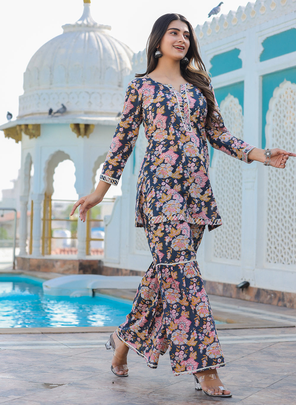 Kaajh Women's Grey Floral Printed Kurta With Sharara - Distacart