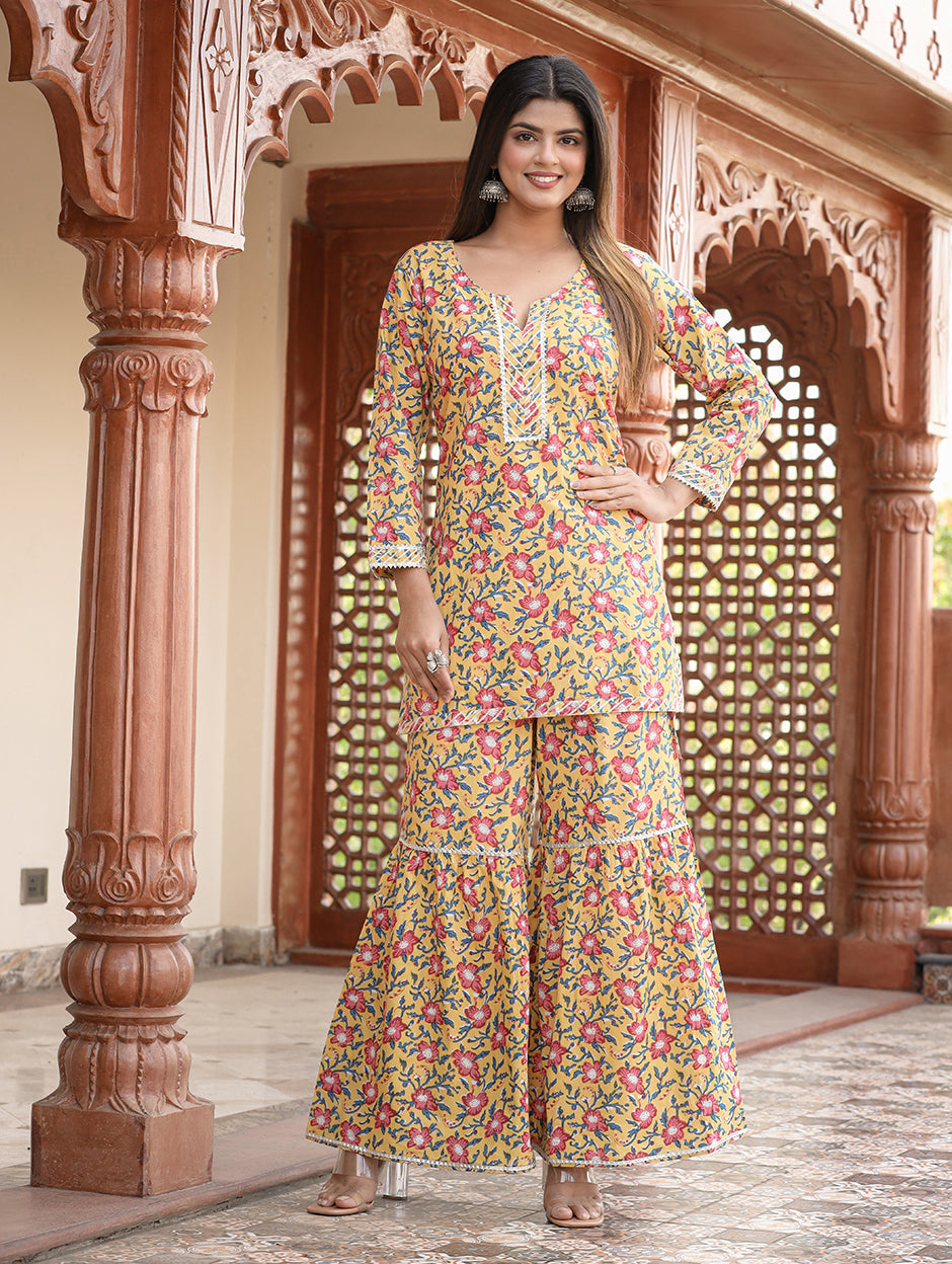 Kaajh Women's Yellow Floral Printed Kurta With Sharara - Distacart