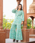 Kaajh Women's Green Floral Printed Kurta With Sharara - Distacart