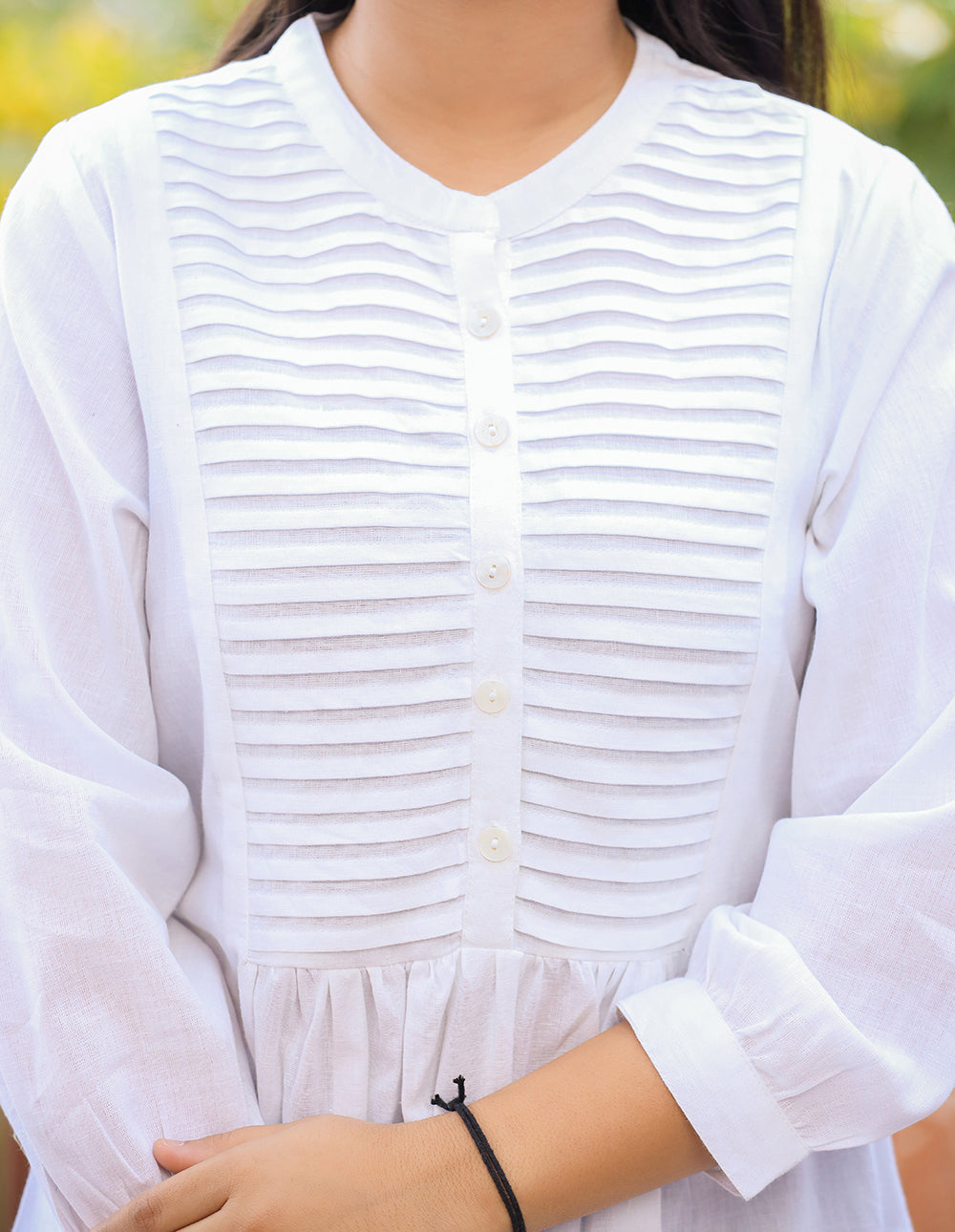 Kaajh Women's Pastel White Cotton Tunic Top - Distacart