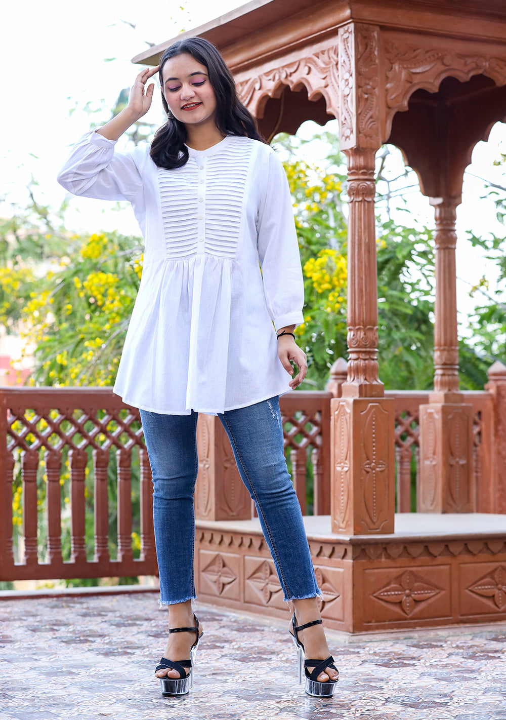 Kaajh Women's Pastel White Cotton Tunic Top - Distacart