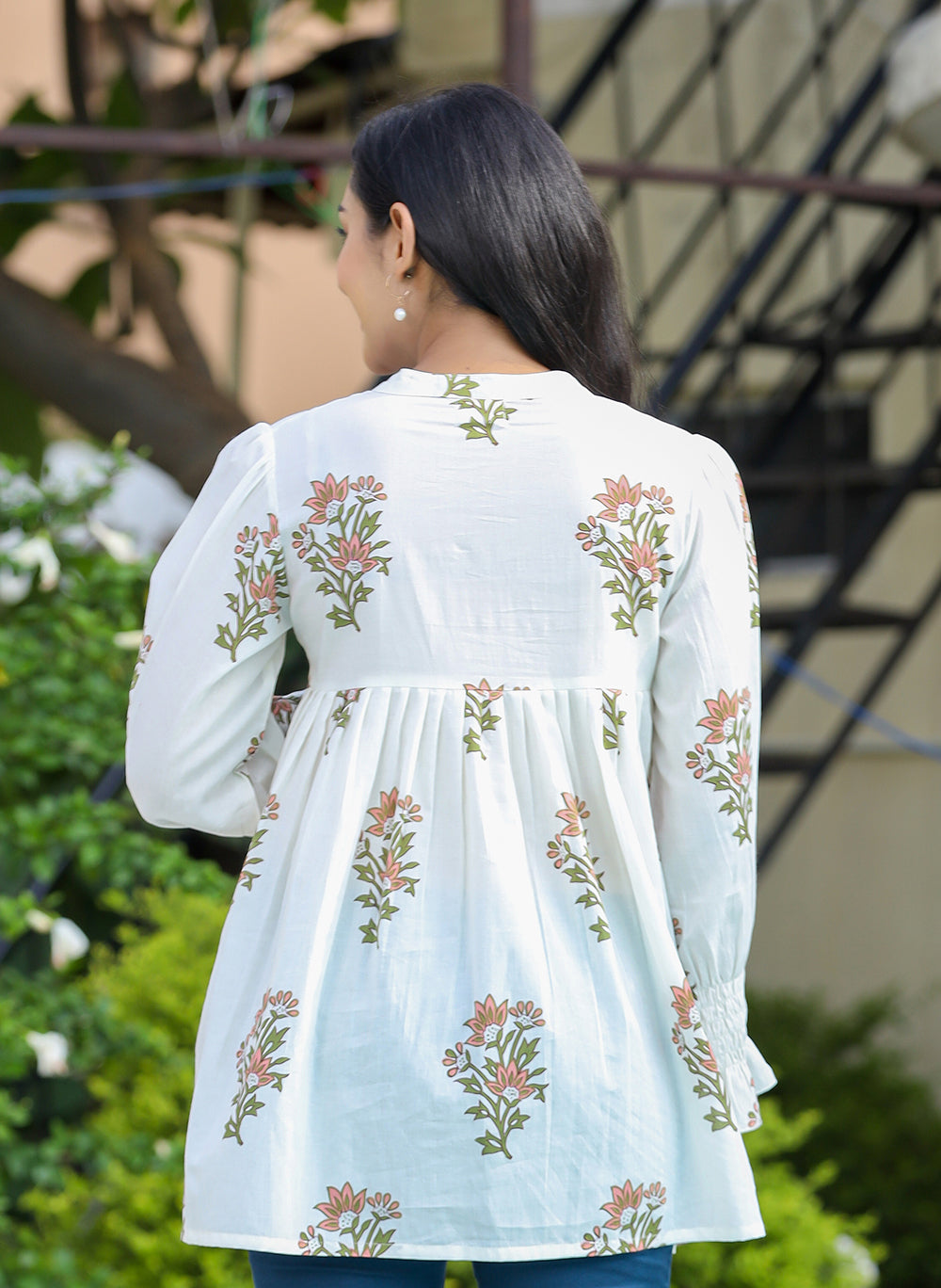 Kaajh Women's White Floral Printed Cotton Top