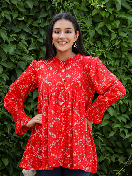 Kaajh Women's Red Printed Cotton Top
